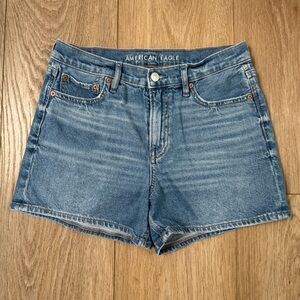 AE Super High Rise Strigid Relaxed Short size 4